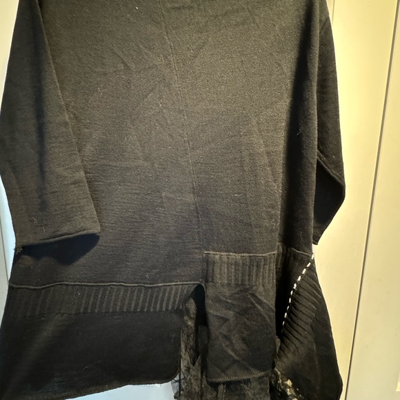 Tulle Detailed Sweater - Melange
Black - Picture 6 of 7